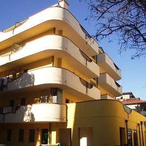  Apartment Mediterraneo
